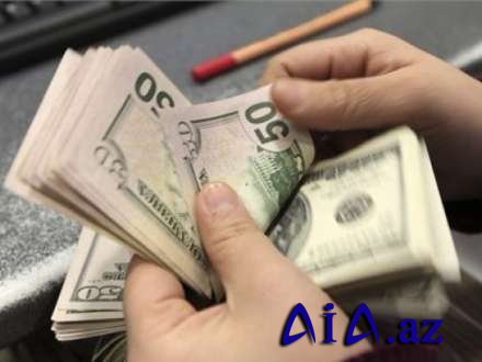 Azərbaycanda dollar qıtlığı yarandı