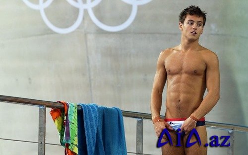 Olimpiada ŞOKU: - 44 idmançı "gey" və "lezbiyan" çıxdı