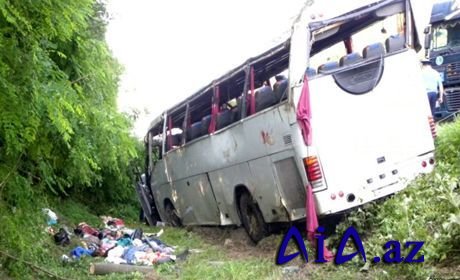 Sabirabaddakı dəhşətli avtobus qəzasında ölən və yaralananların kimlikləri məlum oldu