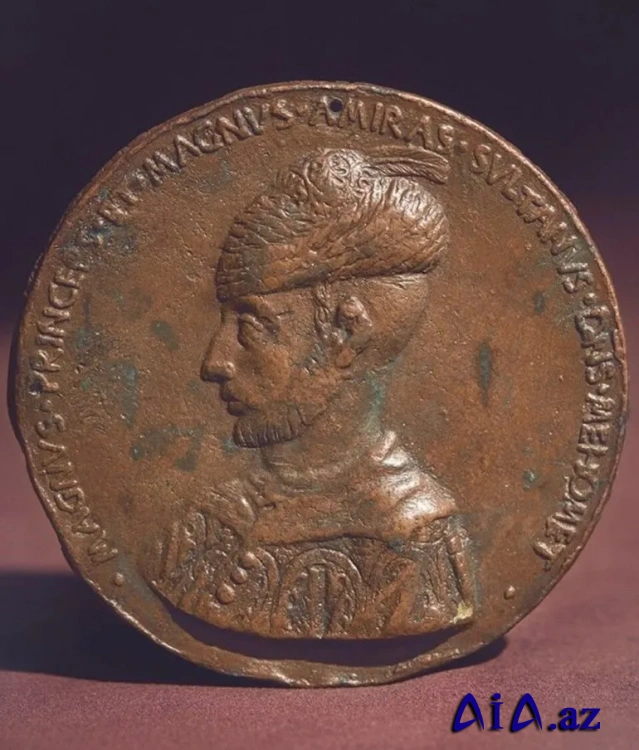 Fatih Sultan Mehmetin talismanlı medalyonu: 82 milyon lirəyə satışda!