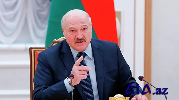 Lukaşenko Belarusun hərbi sənaye kompleksinin işi barədə kəskin danışıb