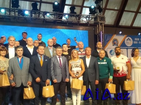 Qol Güləşi Üzrə 29-cu Avropa Çempionati Başa Çatıb - İdmançılar 6-medalla Vətənə Döndülər