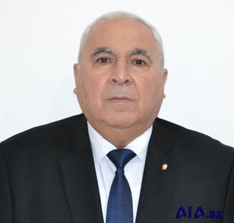 Nizami Gəncəvi dahi Azərbaycan şairi və mütəfəkkiridir