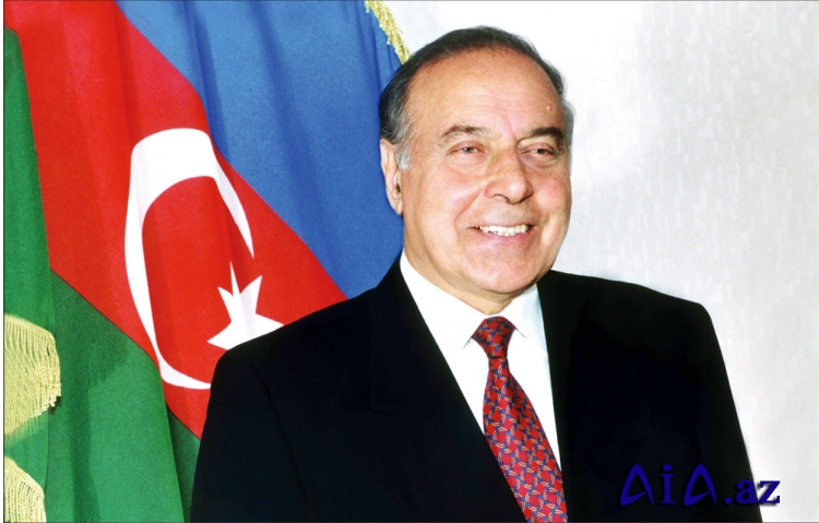 Cəfər Məmmədov: “Heydər Əliyev siyasi kursu Azərbaycanın əbədi müstəqilliyinin yeganə və ən sağlam qarantıdır”