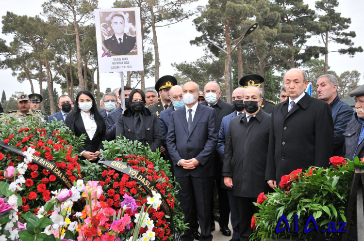 Abşeronda 4 şəhidin il mərasimi keçirildi