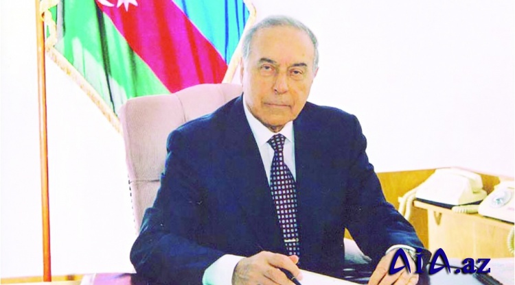 Ramil Bayramov: “Heydər Əliyev siyasi kursunun mahiyyətində duran əsas amillərdən biri xilaskarlıq amilidir”
