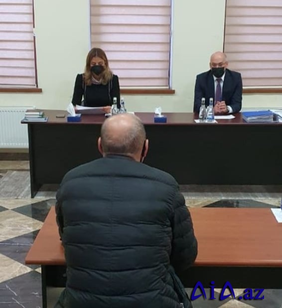 Deputat Könül Nurullayeva seçicilərinin şikayətlərini dinləyib