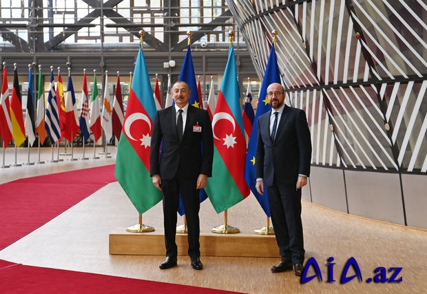 Brüsseldə İlham Əliyev ilə Şarl Mişel arasında görüş olub