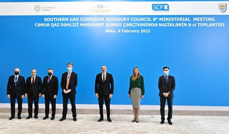İlham Əliyev Avropa İttifaqının komissarını qəbul etdi -