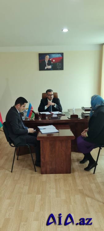 Novruz Aslanov seçicilərini qəbul edib