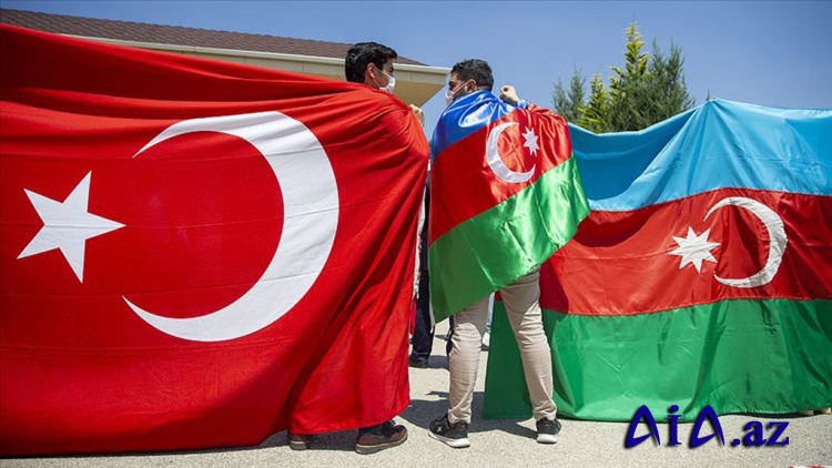 Sarsılmaz dostluq, əbədi qardaşlıq!