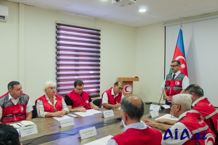 Azərbaycan Qızıl Aypara Cəmiyyətinin İdarəetmə Şurasının iclası keçirilib