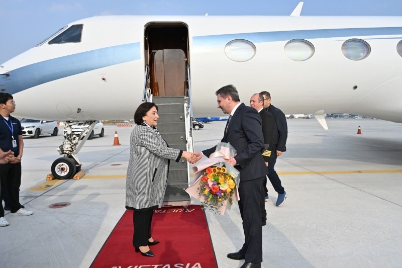 Sahibə Qafarova Koreyaya getdi