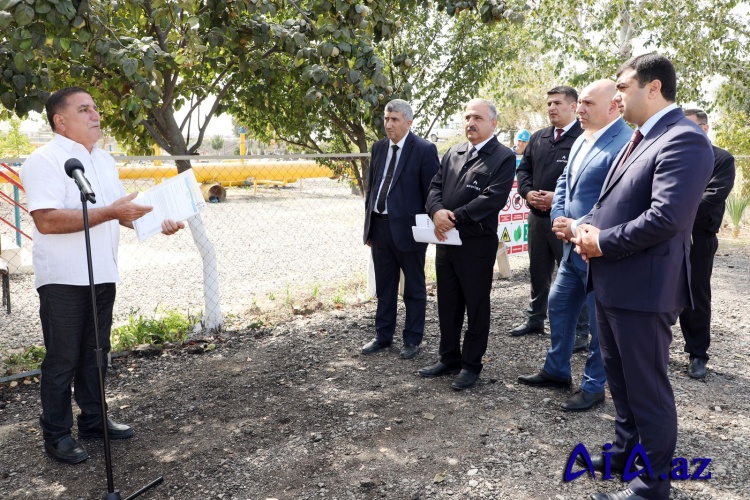 "Açıq mikrofon"da Salyan rayonunun sahibkarları dinlənildi