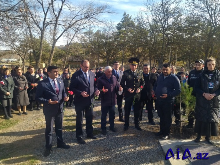 Gədəbəydə Şəhid Quliyev Nofəl İlham oğlunun  məzarı  ziyarət edilib