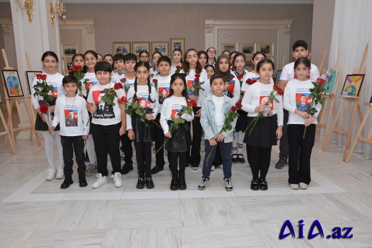 Abşeronda “Ümummilli Lider Heydər Əliyev və dövlət uşaq siyasəti” mövzusunda konfrans keçirilib