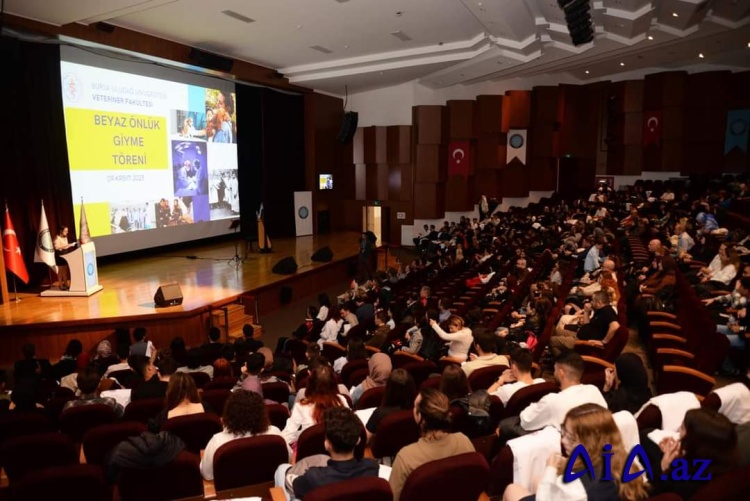 Bursa Uludağ Üniversitesi (BUÜ) Veteriner Fakültesi, 1. sınıf öğrencileri için “Beyaz Önlük Giyme Töreni” düzenledi