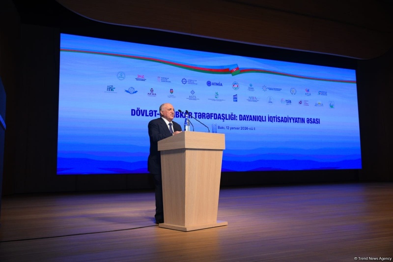 “Dövlət-sahibkar tərəfdaşlığı: dayanıqlı iqtisadiyyatın əsası” mövzusunda konfrans keçirilib