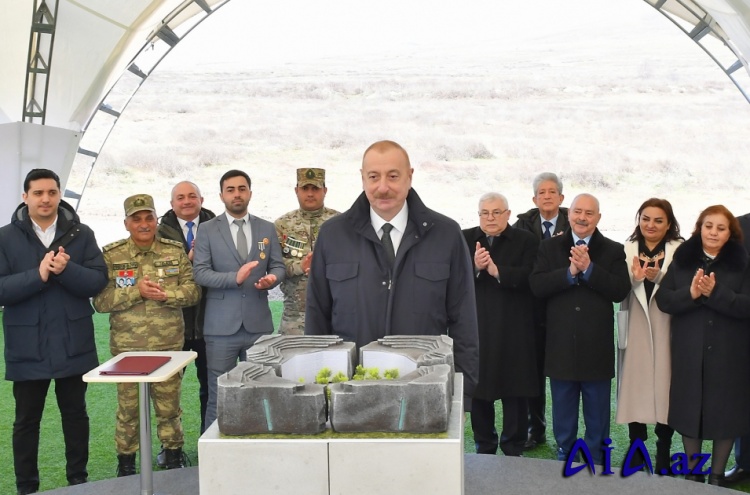 Xocalıda soyqırım qurbanlarının xatirəsini əbədiləşdirmək məqsədilə Memorial Kompleksin təməli qoyuld