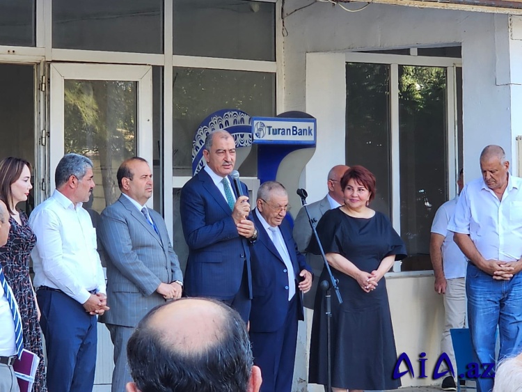 Uğurlu siyasət milli maraqlara xidmət edir