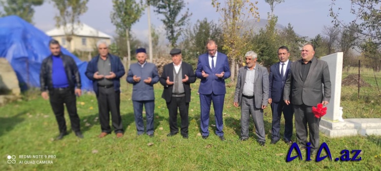 Gədəbəy rayonunda Şəhid  Hüseynov Rafiz Afik oğlunun doğum günü münasibətilə  məzarı  ziyarət olunub