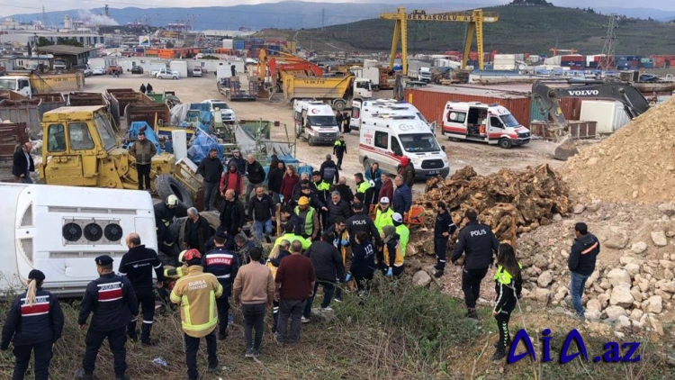 9 nəfərin yaralandığı qəzada TIR sürücüsü nəzarətə alındı