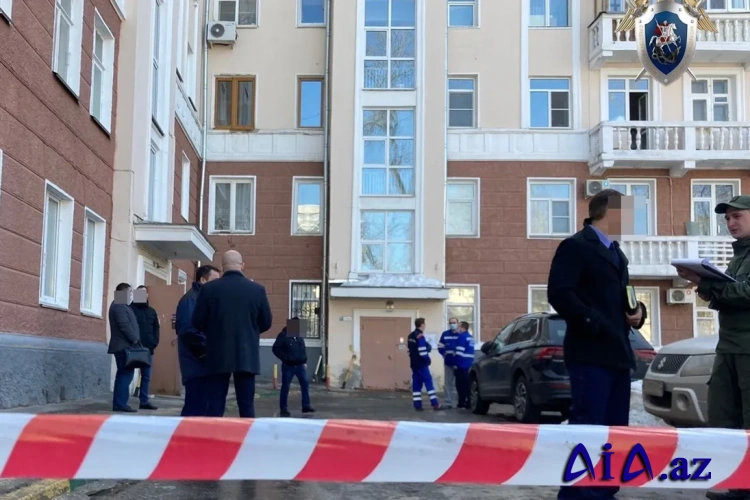Nijni Novqorodun mərkəzində bir ailənin qətlinin dəhşətli təfərrüatları məlum olub