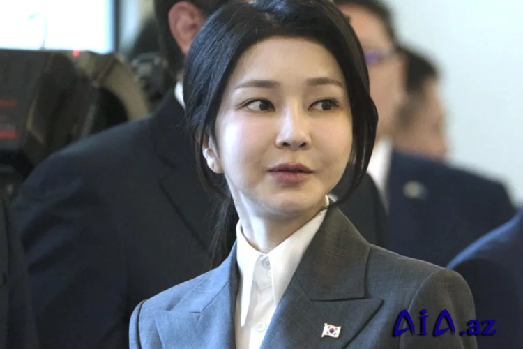 Koreya prokurorları keçmiş birinci xanım Kim Qun Heyə qarşı ciddi tədbir görüblər