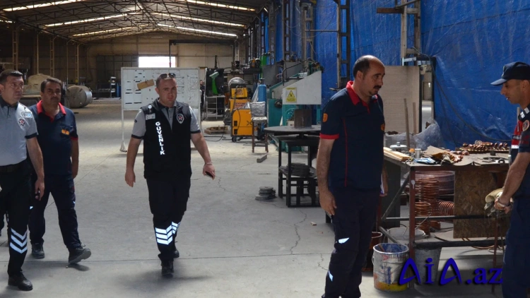 Aksarayda fabrikdə partlayış: ölü və yaralılar var