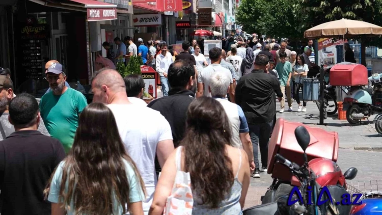 Ən çox köç edənlər 20-24 yaş qrupundadır