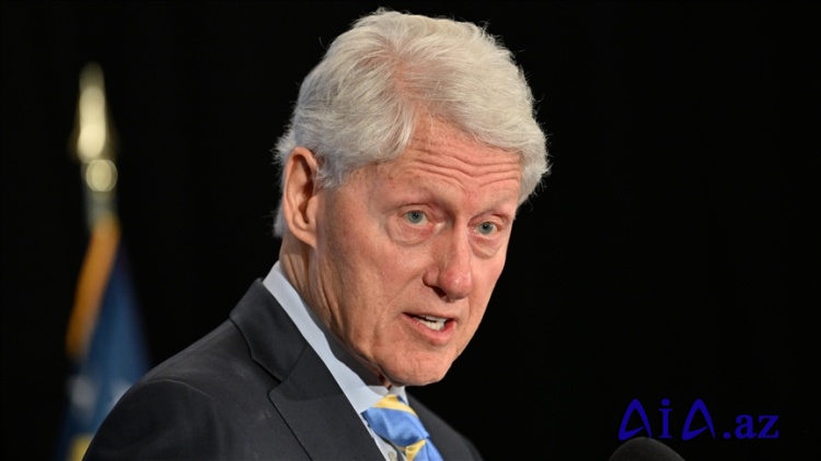 Epsteinin ad günü kitabına keçmiş prezident Klintonun mesajı daxildir