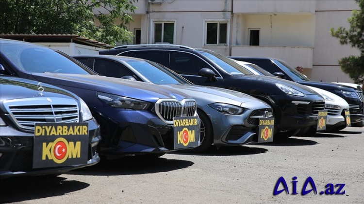 Diyarbakır mərkəzli əməliyyatda 10 lüks avtomobil ələ keçirildi