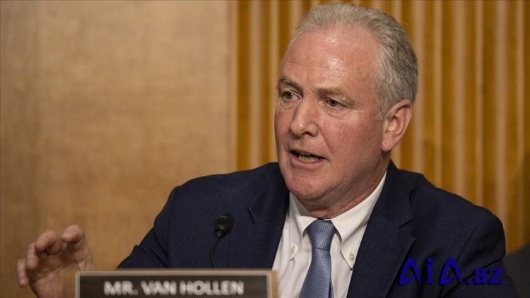 ABŞ senatoru Van Hollen Trampın Putin tərəfindən “aldadıldığını” iddia edib