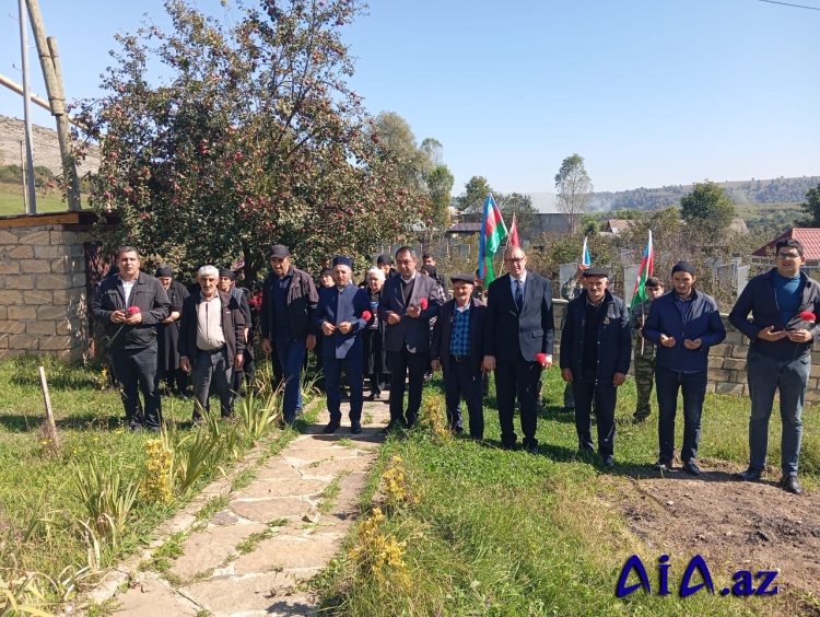 Gədəbəydə Şəhid Qasımov Bayram Arzu  oğlunun məzarı ziyarət edilib