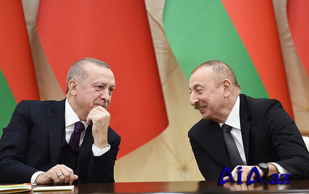 İlham Əliyev Ərdoğanı təbrik etdi