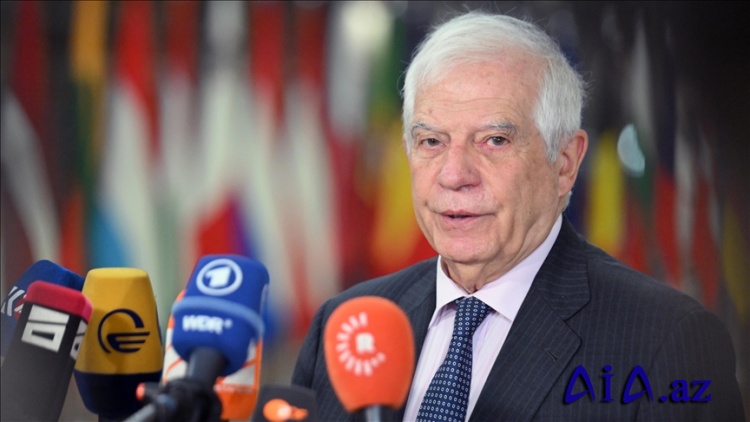 Borrelin sözlərinə görə, Tramp Zelenskiyə Putinlə razılaşmanı tətbiq etmək istəyir