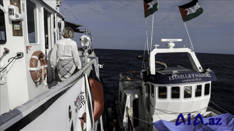 İsrail tərəfindən qanunsuz olaraq saxlanılan Qlobal Sumud Donanmasının italyan parlamentariləri ölkələrinə qayıdıblar
