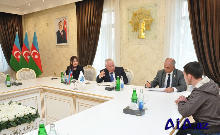 Milli Məclisinin deputatı Heydər Əsədov növbəti dəfə Şirvan şəhərində vətəndaşları qəbul edib