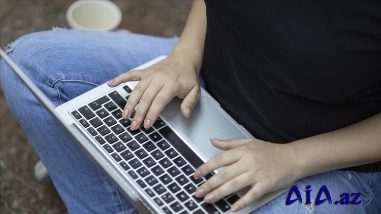 Cambridge Dictionary "parasosial" sözünü 2025-ci ilin sözü seçdi