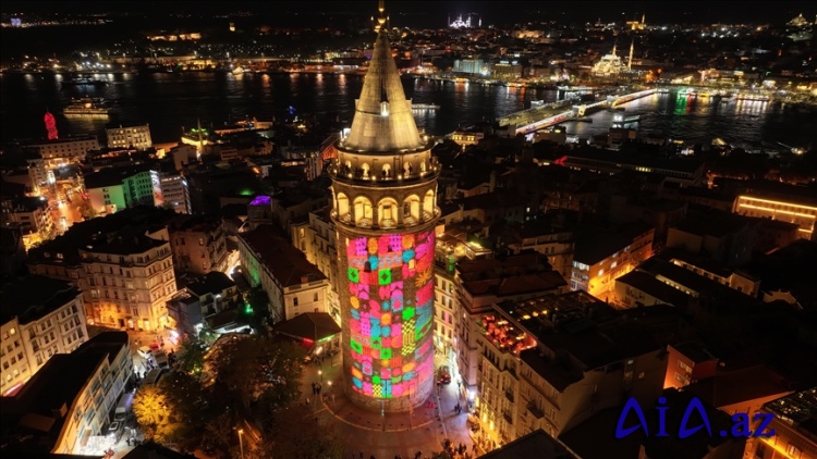 Türkiyə Elektron Ticarət Həftəsi çərçivəsində Qalata Qülləsində xəritəçəkmə nümayişi keçirildi