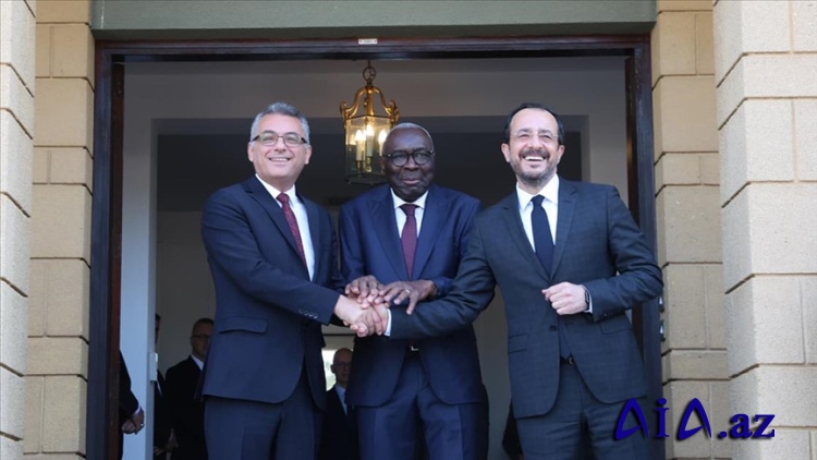 Şimali Kipr Türk Respublikasının Prezidenti Erhürman və Cənubi Kipr Rum Administrasiyasının lideri Xristodulides görüşdülər