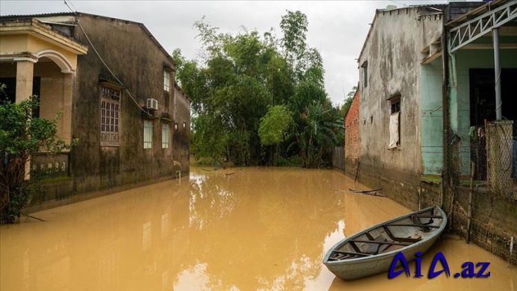 Vyetnamda şiddətli yağışların yaratdığı daşqınlarda 41 nəfər ölüb