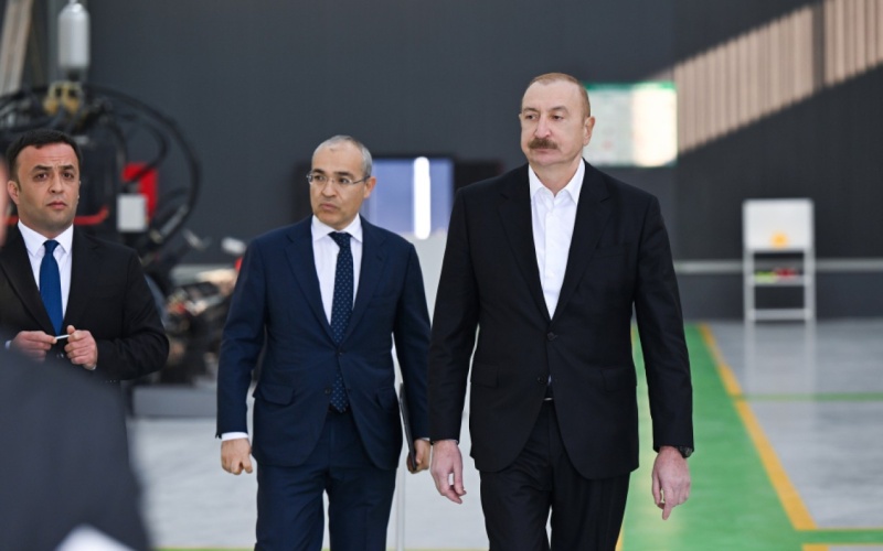 Prezident Ağdamda metal elektrik dirəklərinin istehsalı müəssisəsinin açılışında -