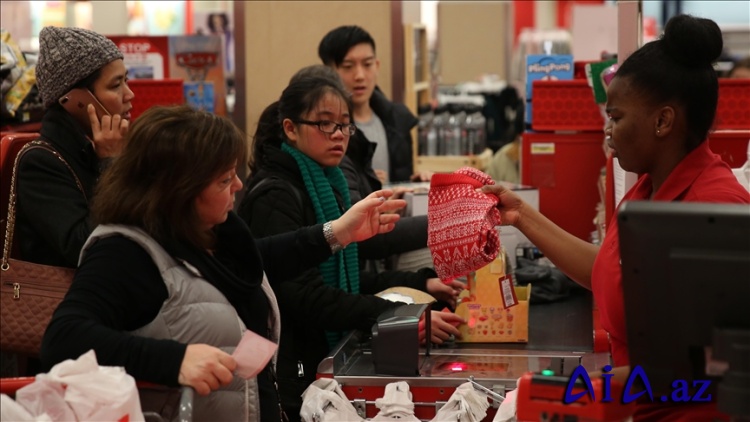 ABŞ istehlakçıları 5 gündə 44 milyard dollardan çox pul xərcləyiblər