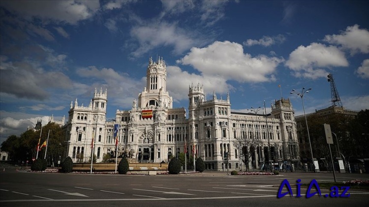 İspaniyada əsgərlər Afrika donuz taunu epidemiyasına qarşı mübarizəyə qoşulurlar