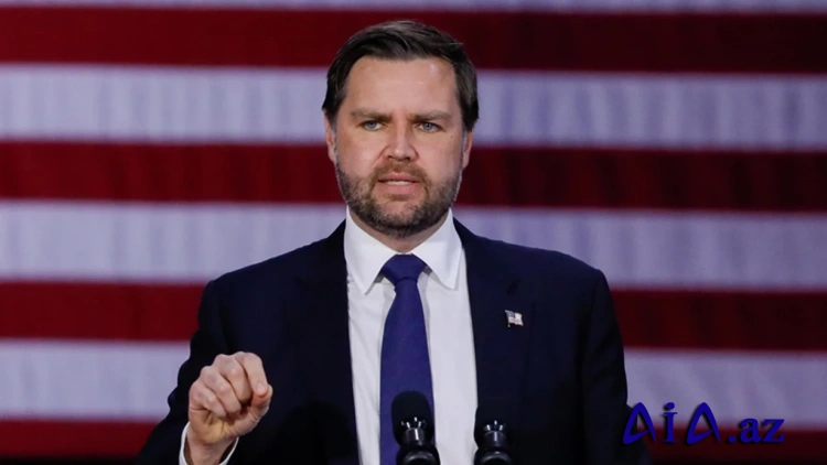 ABŞ prezidenti Trampın sağ əli olan şəxsə hücum edilib