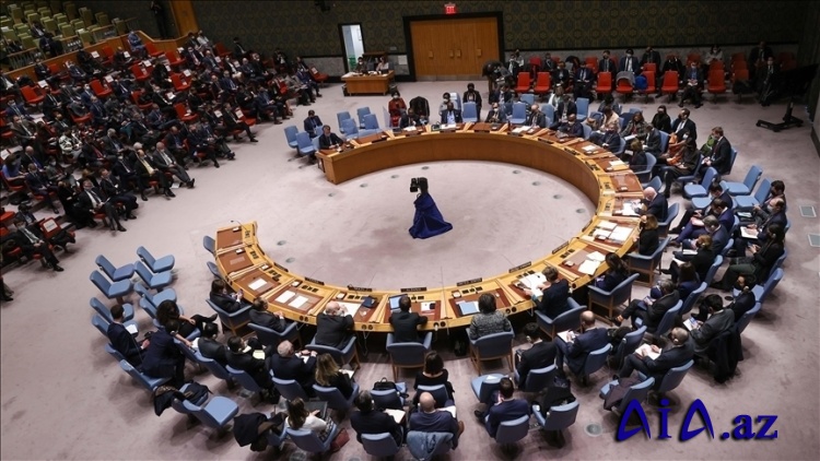 BMT Təhlükəsizlik Şurası Suriyadakı son hadisələri müzakirə etmək üçün iclas keçirib