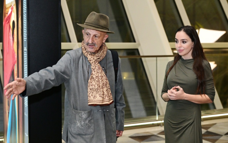 Leyla Əliyeva "Yüksələn işıq" sərgisini ziyarət etdi -