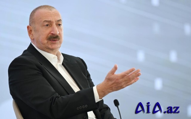 "Məktəblərdə tədris proqramına müəyyən dəyişikliklər edilməlidir"