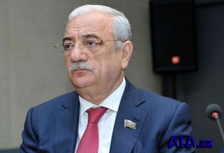 Səttar Möhbalıyev: "8 Mart Azərbaycan qadınının şərəf və ləyaqət salnaməsidir"